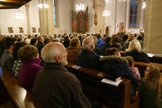 Firmung 2017 in Naumburg (Foto: Karl-Franz Thiede)